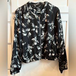 Premise Studio Light Jacket